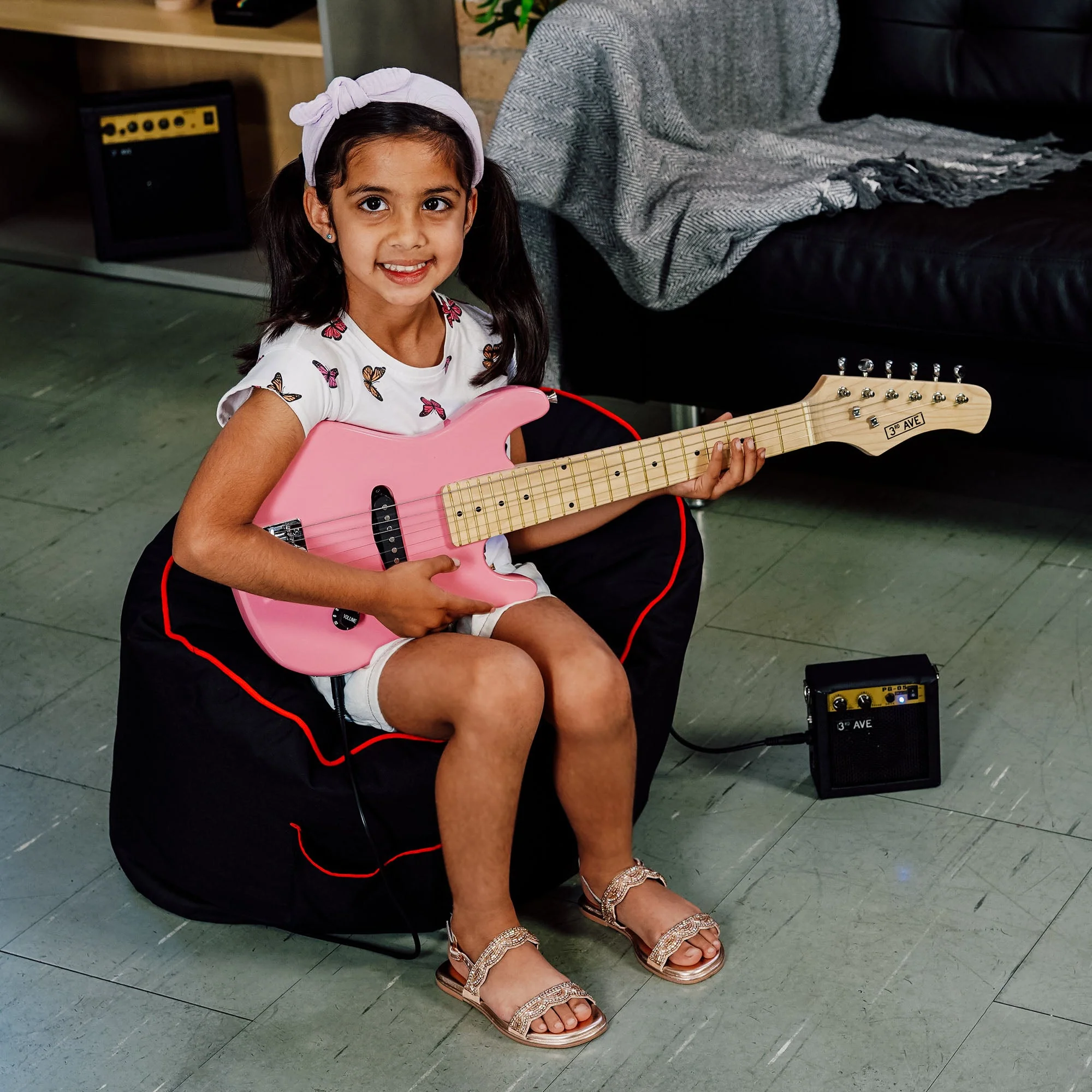 3rd Avenue Junior Electric Guitar Pack - Pink - Image 5
