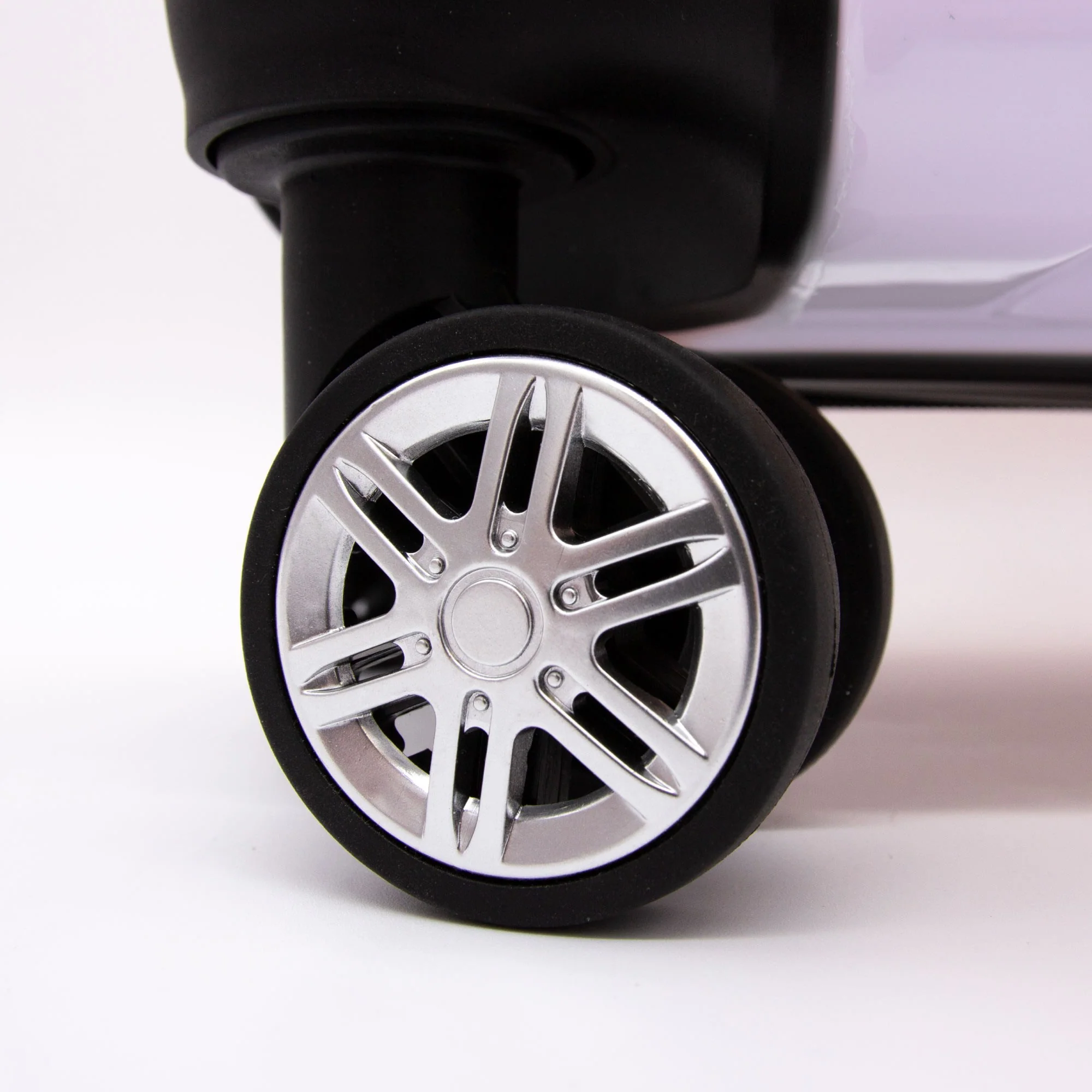Alto Cloud ABS Suitcase - Lilac - Image 6