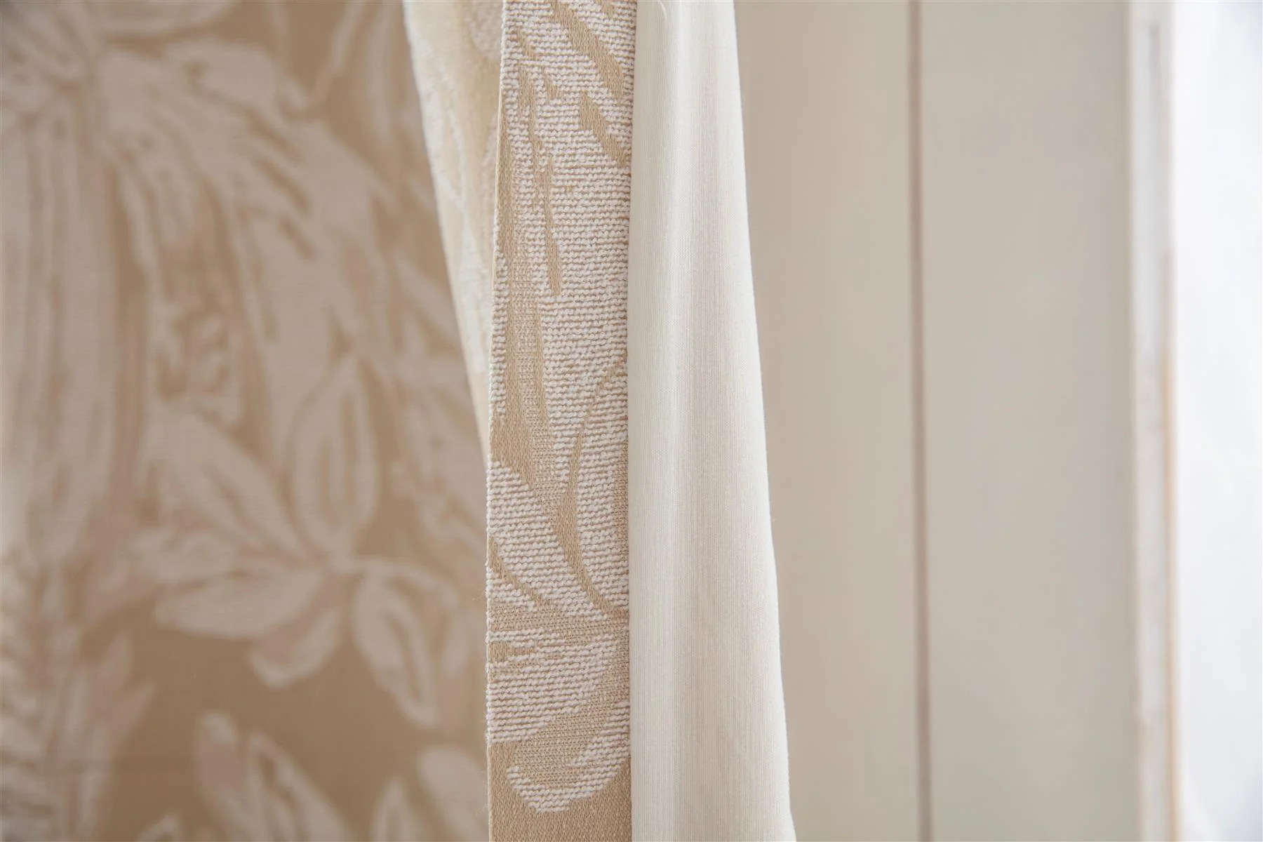 Botanic Chenille Jacquard Lined Ring Top Curtains - Image 4