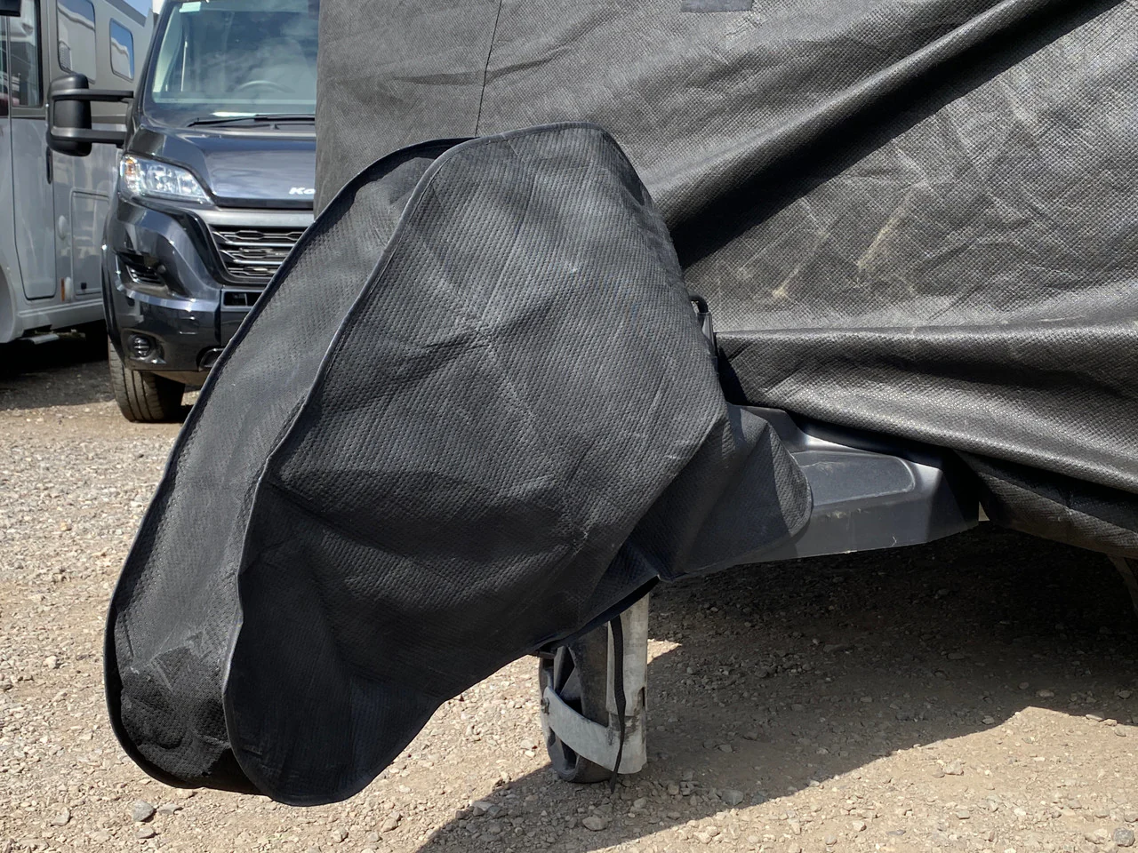 Breathable Waterproof 4Ply Caravan Cover with Free Hitch Cover Black  17-19ft - Image 2