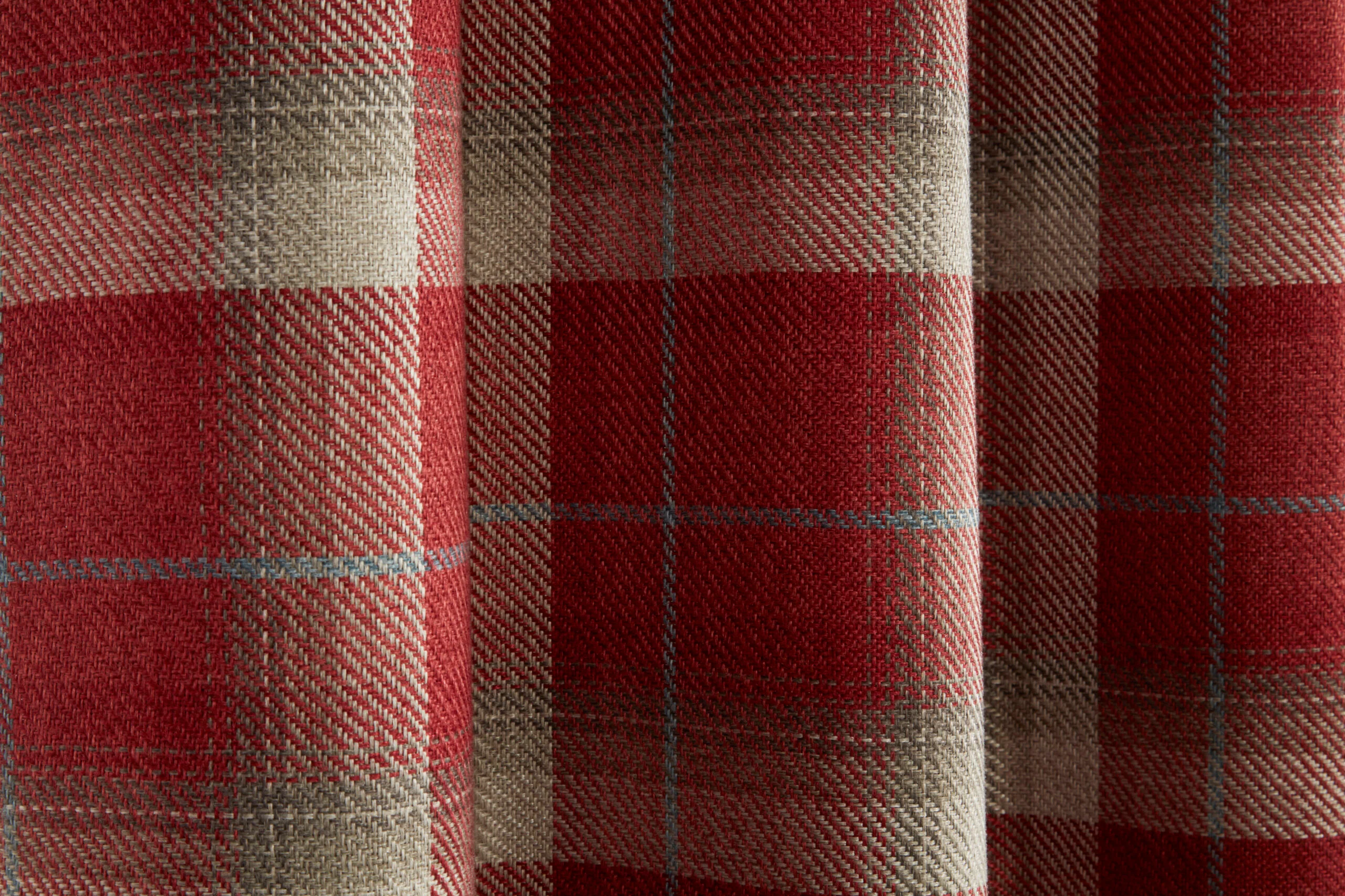 CARNOUSTIE RED POLYESTER FILLED CUSHION - Image 4