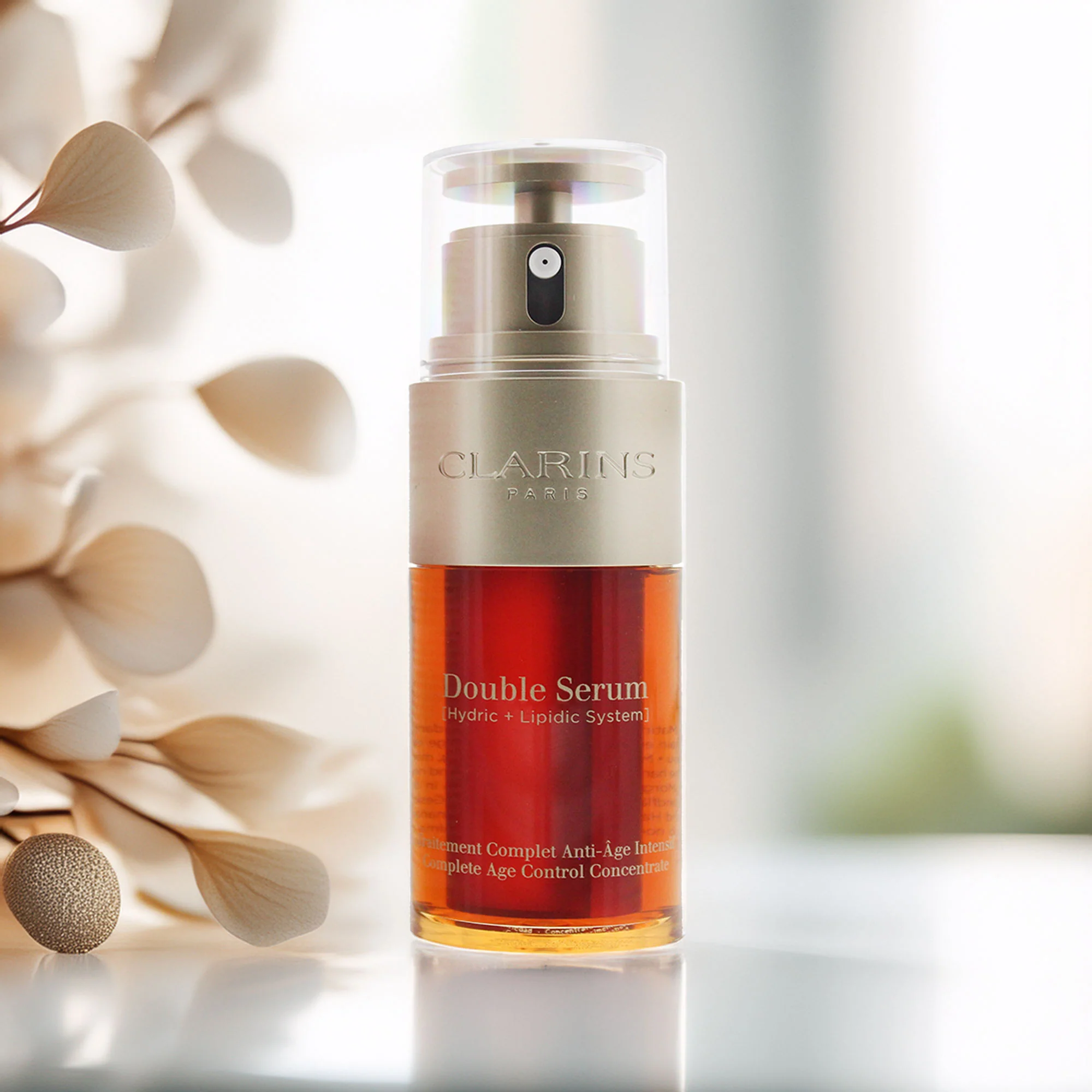 Clarins Double Serum Complete Age Control Concentrate 30ml - Image 2