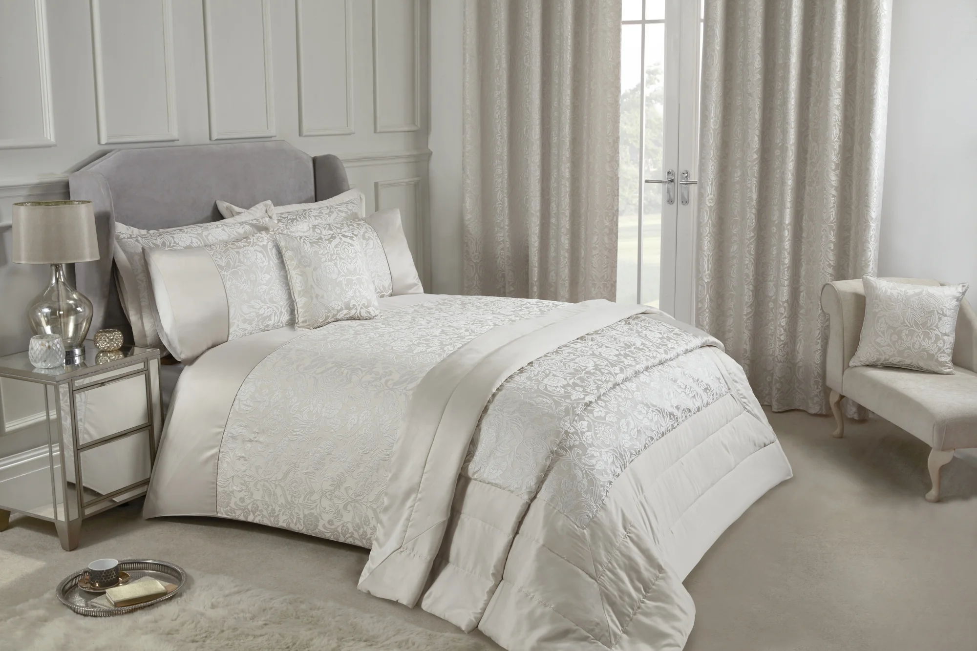 Eden - Embellished Jacquard Quilted Bedspread Set in Cream - Image 6