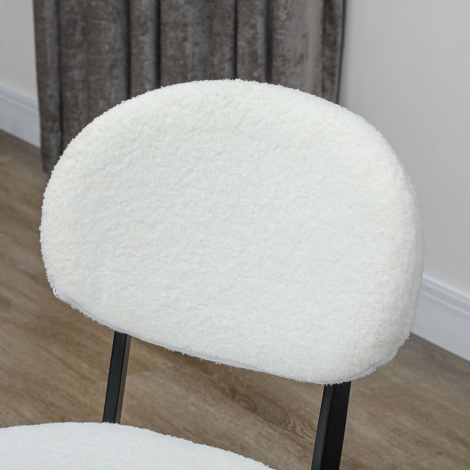 HOMCOM Set of 4 Sherpa Dining Chairs Boucle Kitchen Chairs - Image 18