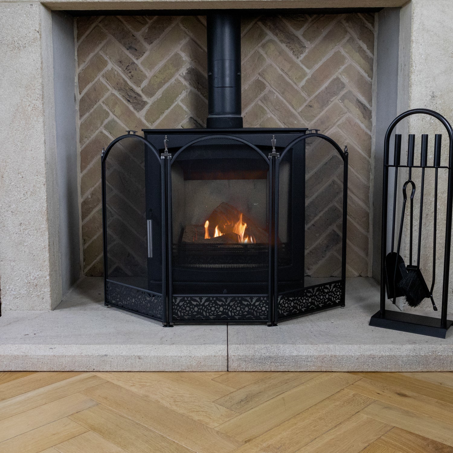 JVL Ashford Fireside Spark Guard - Image 11