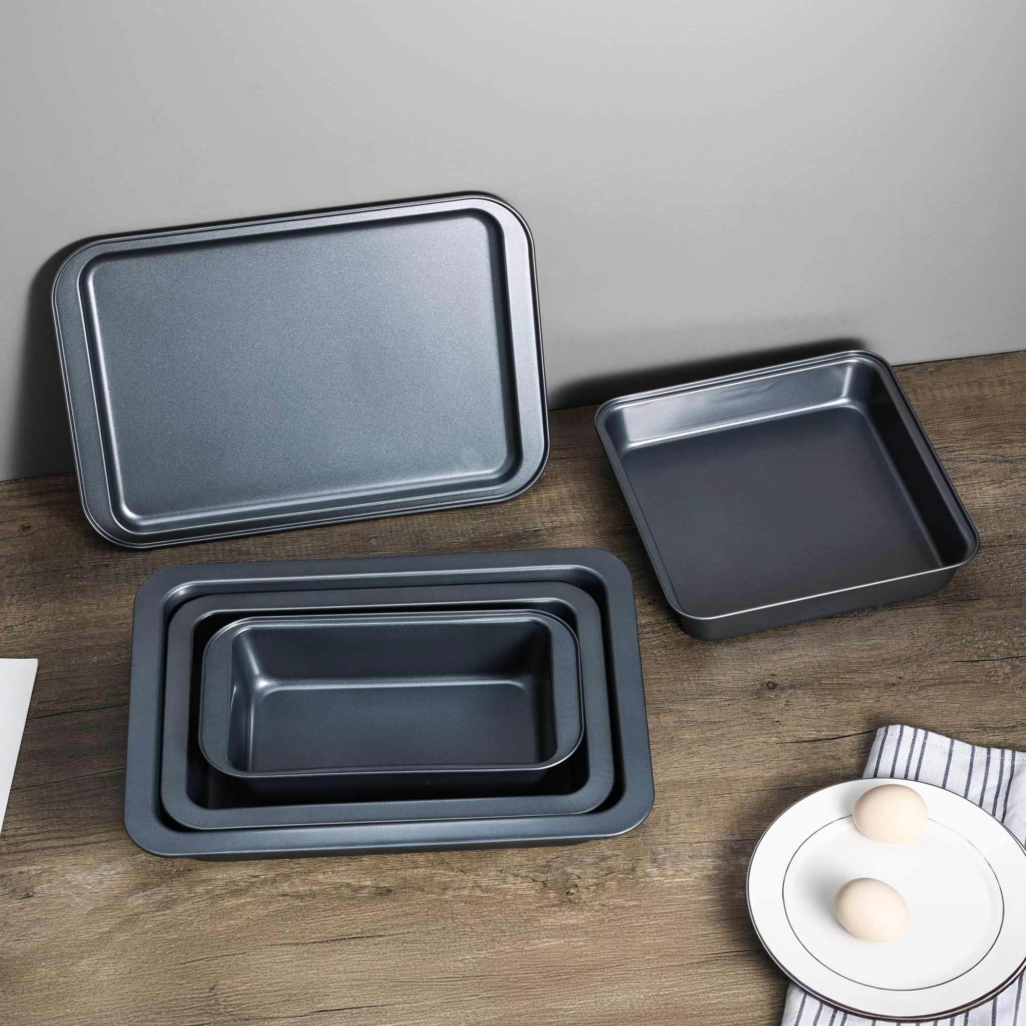 Lewis's Medium Roast and Bake Pan 32cm - Image 3