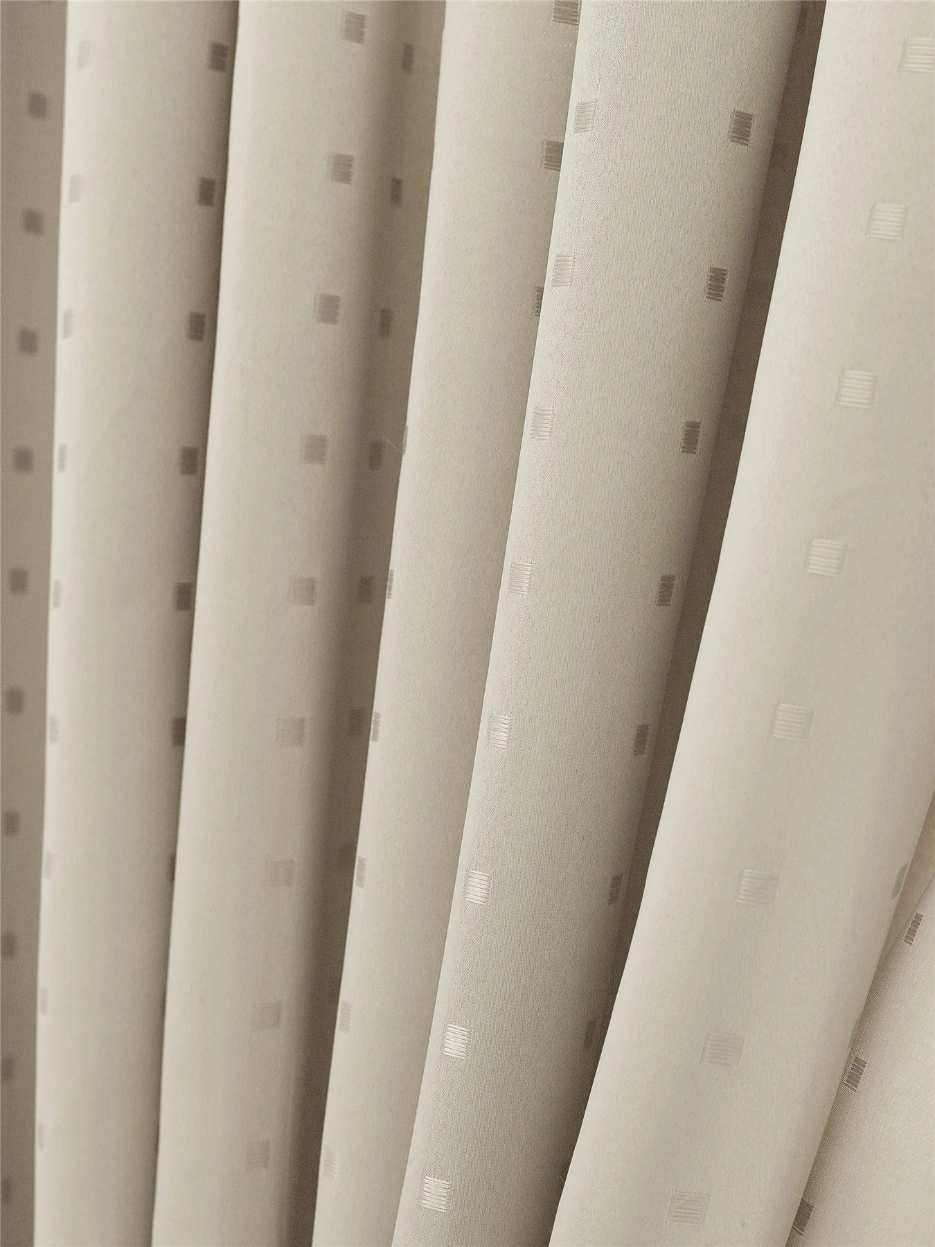 Madison Dobby Square Lined Ring Top Curtains - Image 4
