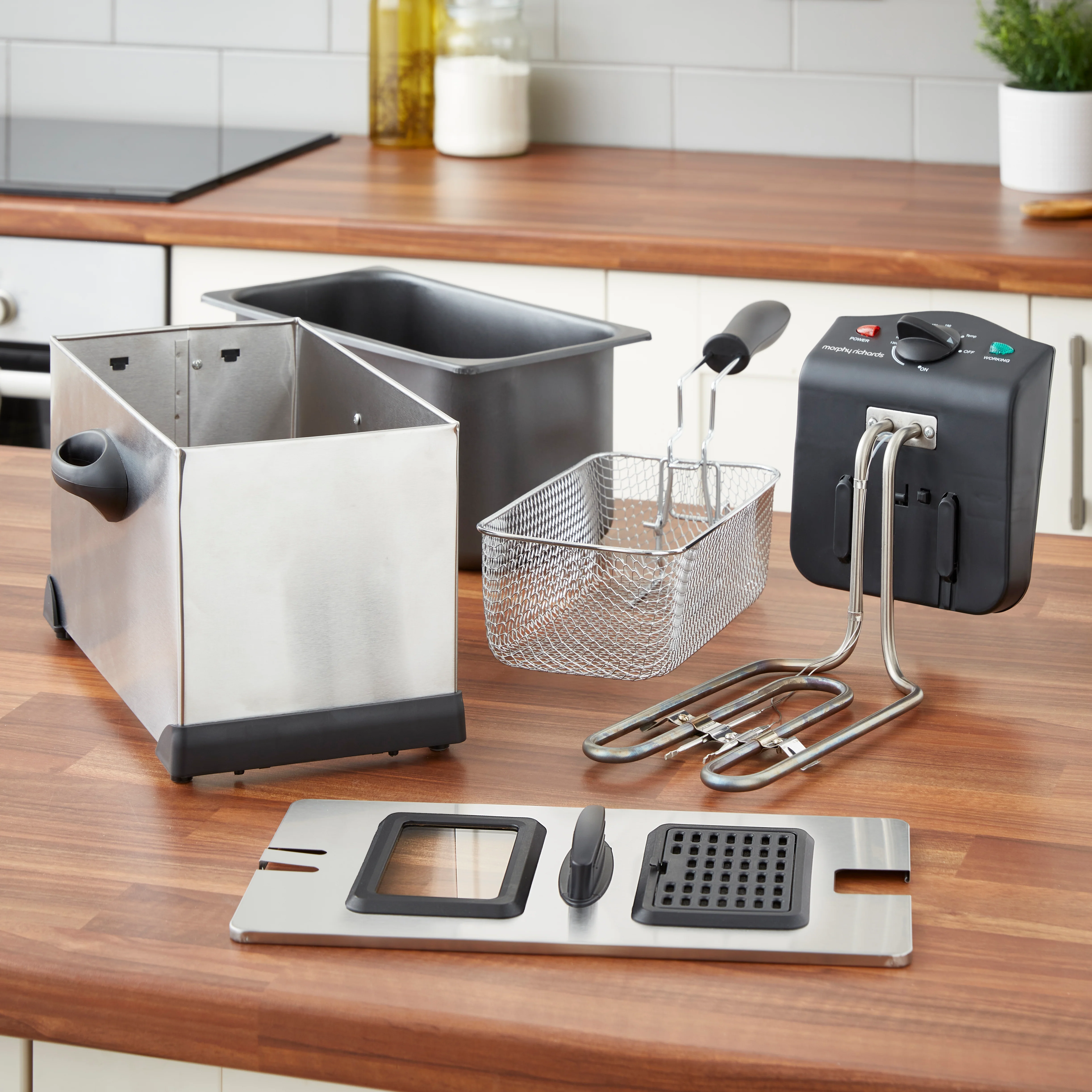 Morphy Richards 3.5L Clear View Deep Fat Fryer - Image 2