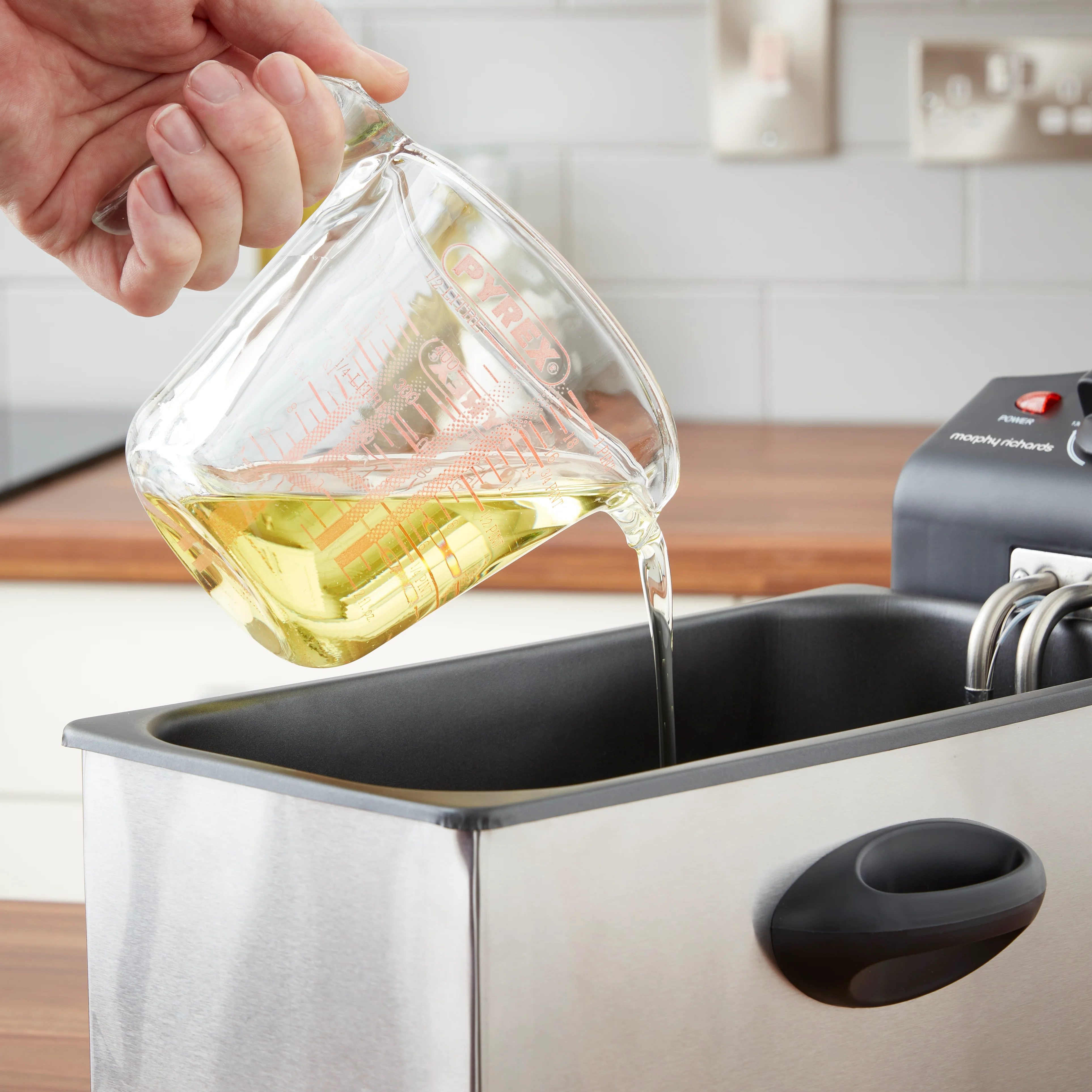 Morphy Richards 3.5L Clear View Deep Fat Fryer - Image 5