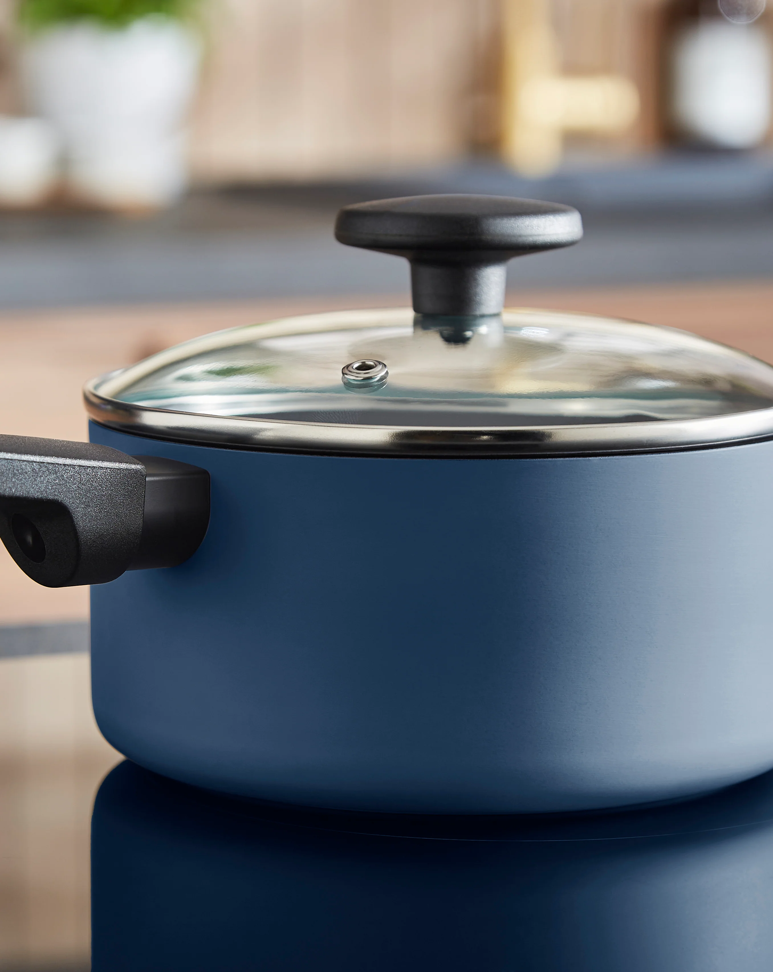 Morphy Richards 3 Piece Recycled Aluminium Saucepan Set - Blue - Image 8