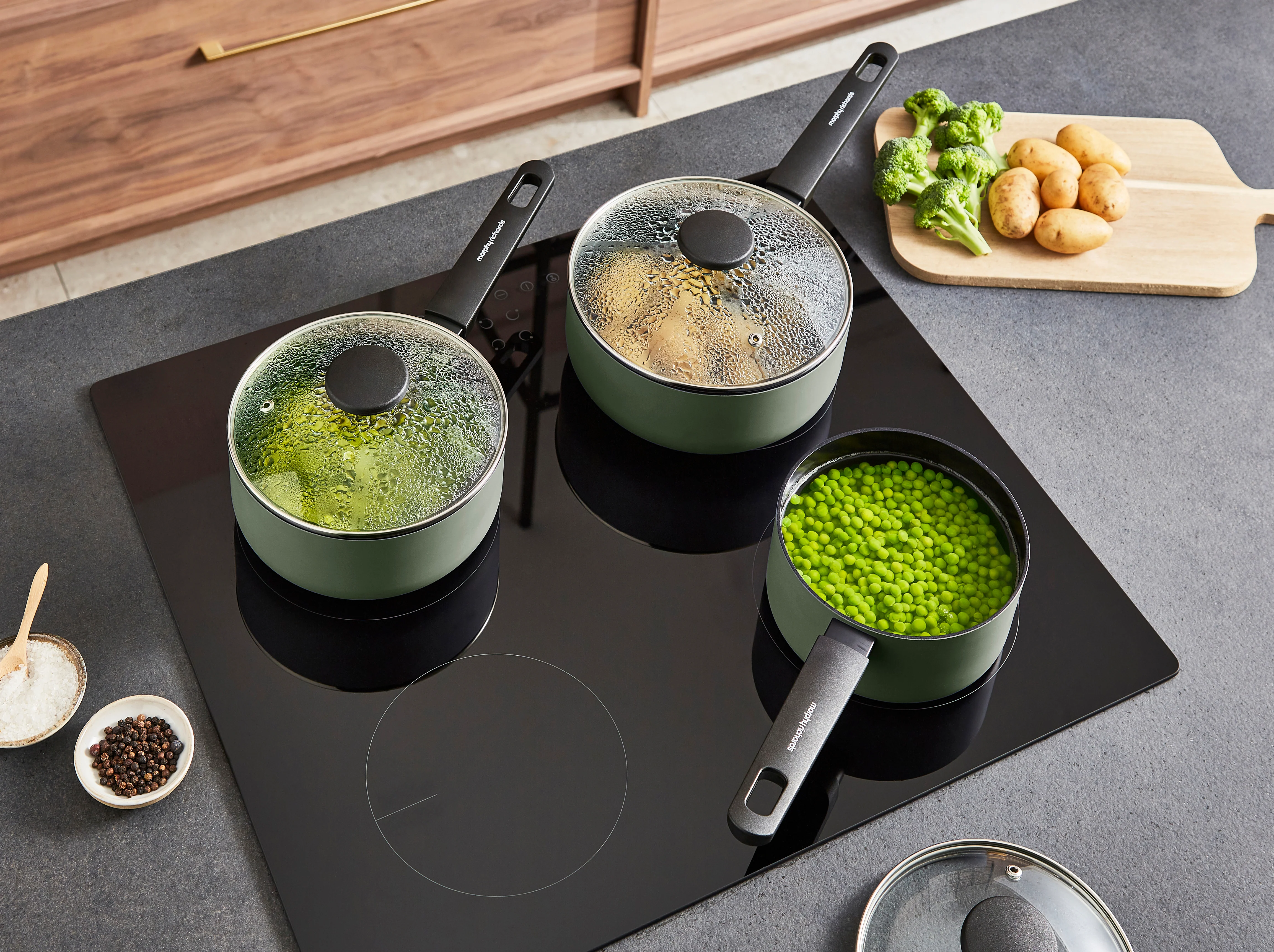 Morphy Richards 3 Piece Recycled Aluminium Saucepan Set - Green - Image 4
