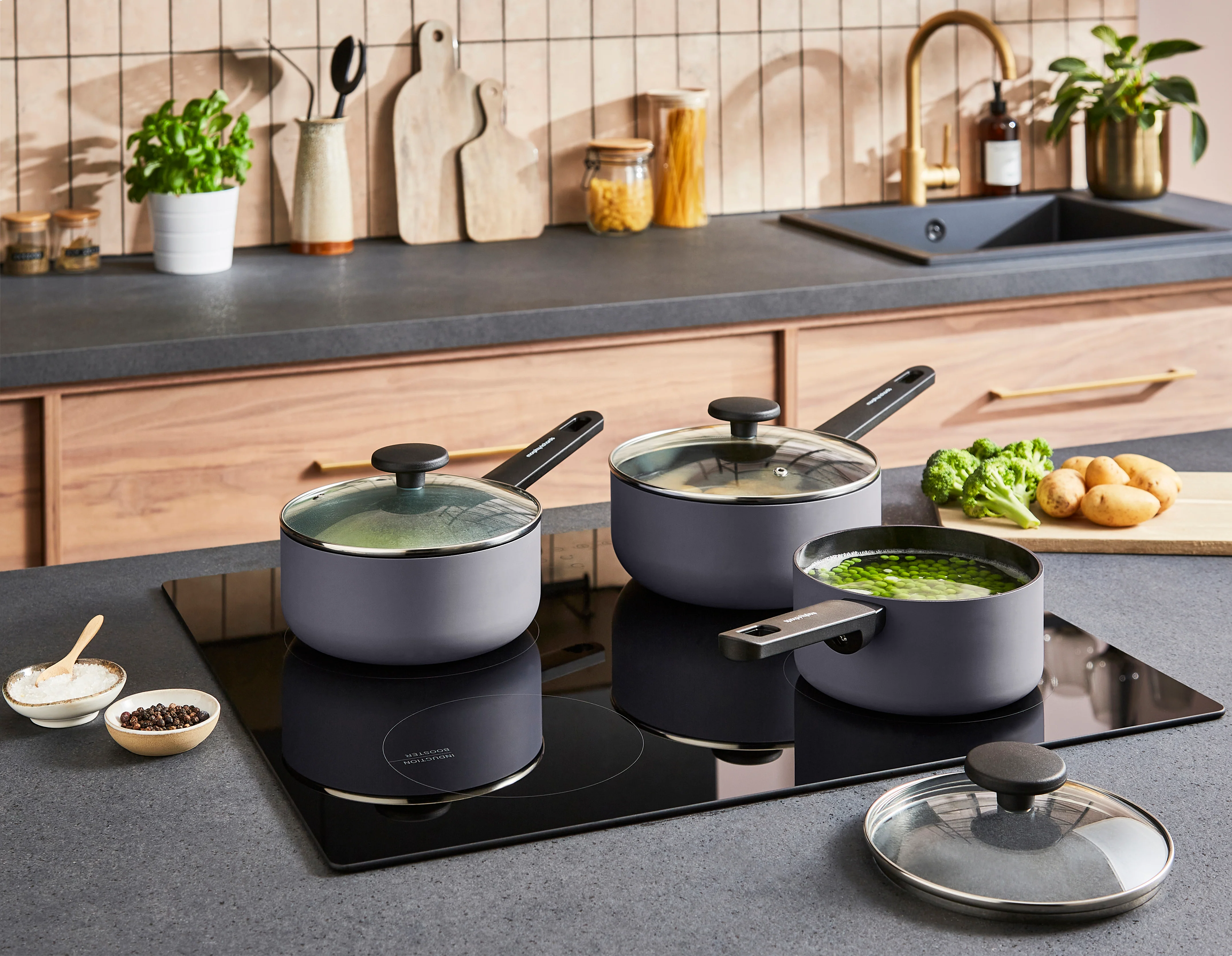 Morphy Richards 3 Piece Recycled Aluminium Saucepan Set - Grey - Image 5
