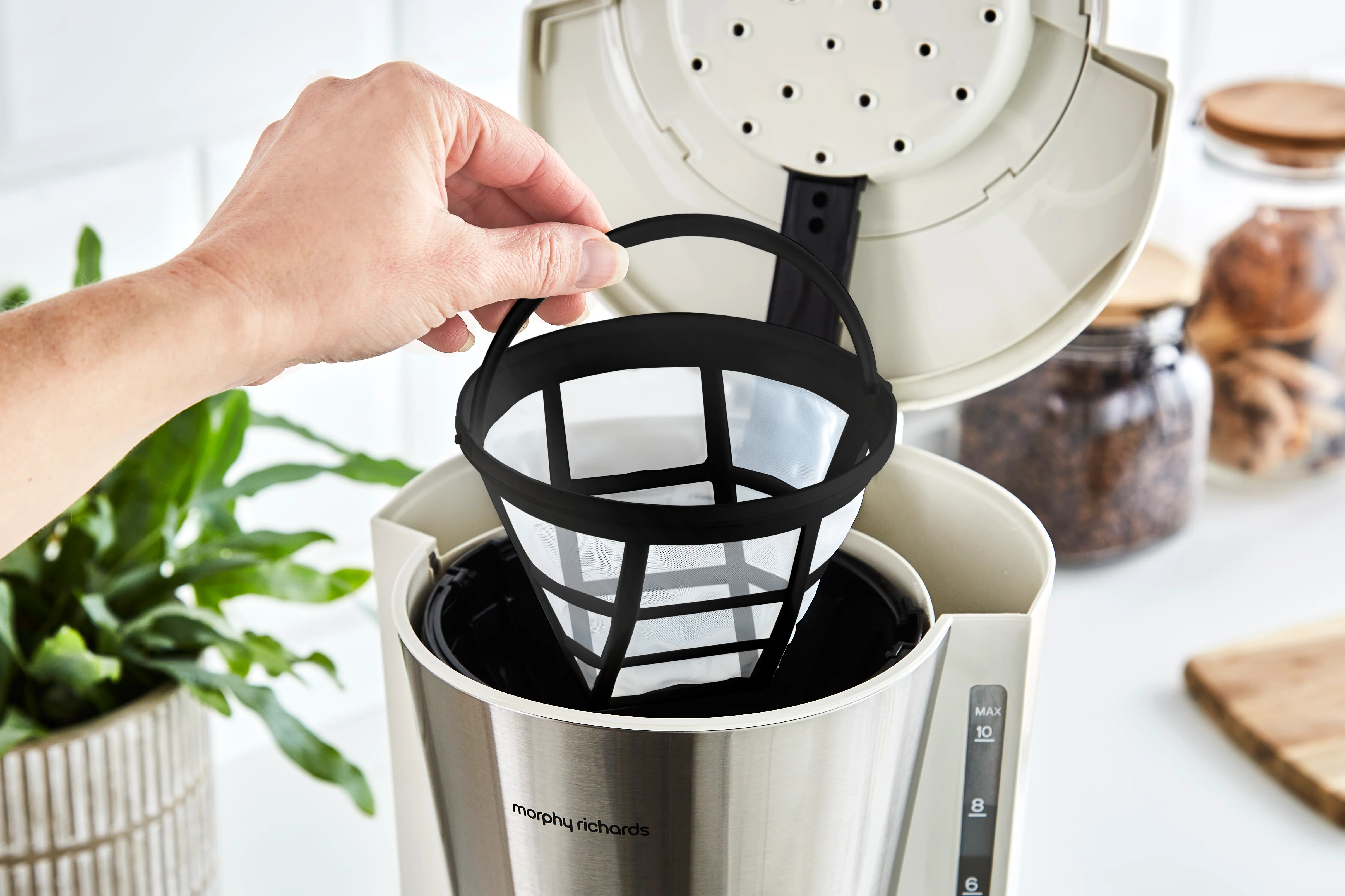 Morphy Richards Equip Filter Coffee Machine Cream - Image 4
