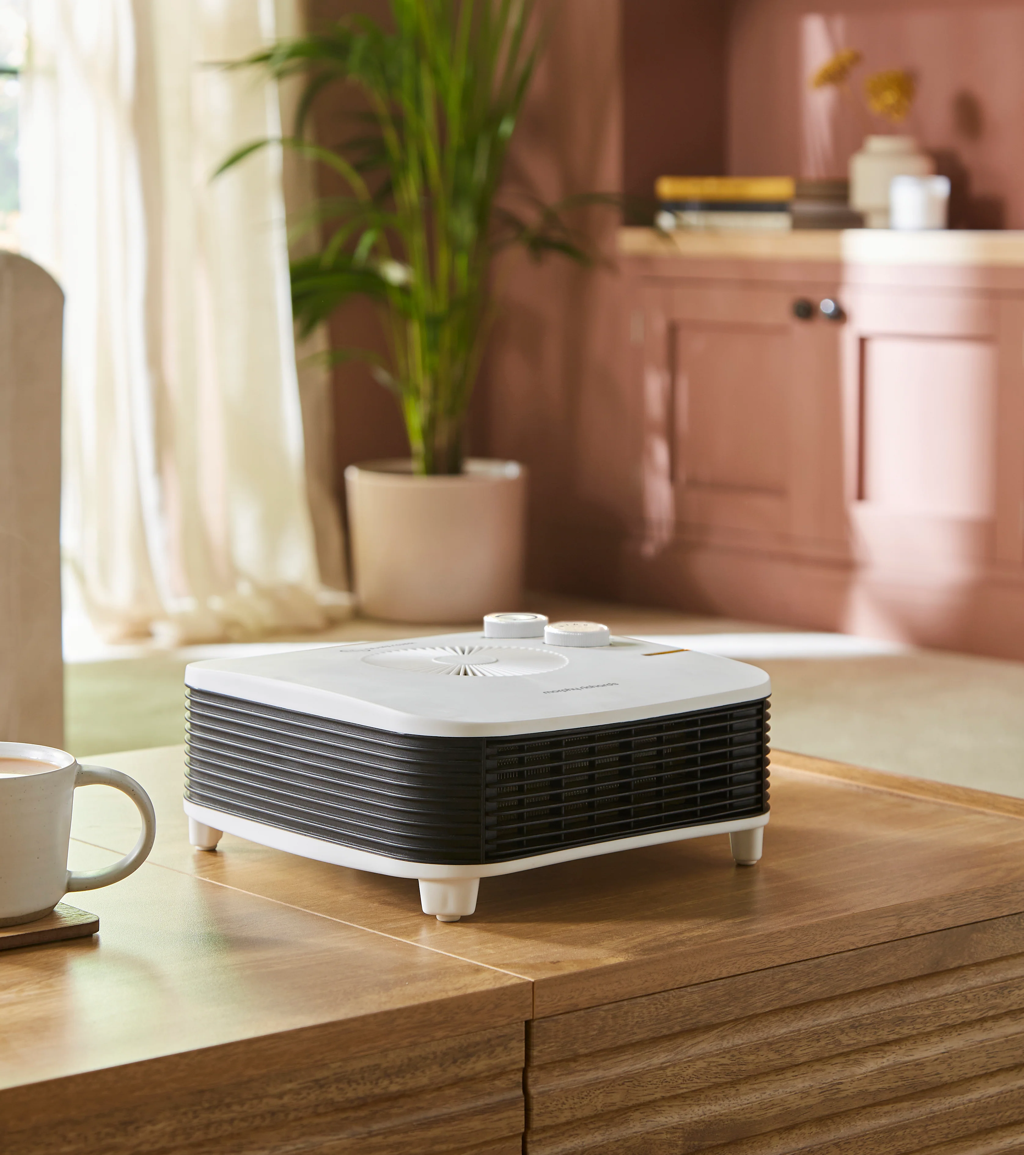 Morphy Richards HeatFlux 2kw Flat Fan Heater - White - Image 3