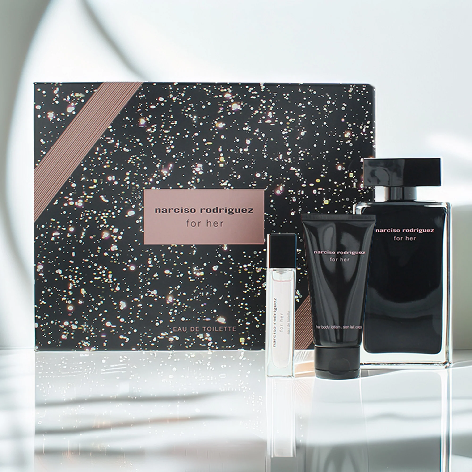 Narciso Rodriguez For Her 3 Piece Gift Set: Eau De Toilette 100ml - Body Lotion - Image 3