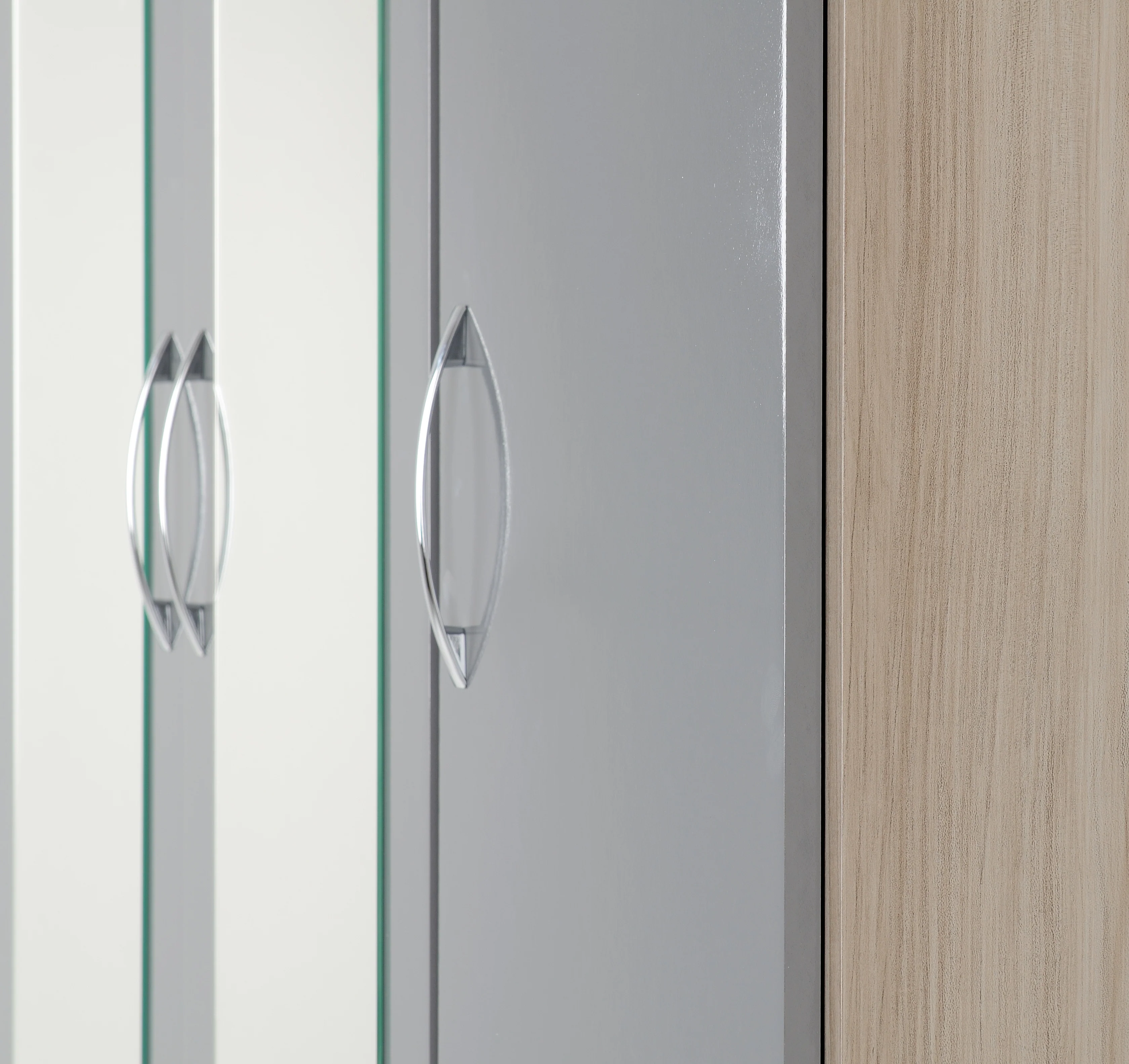 NEVADA 3 DOOR 2 DRAWER WARDROBE - GREY GLOSS/LIGHT OAK EFFECT VENEER - Image 6