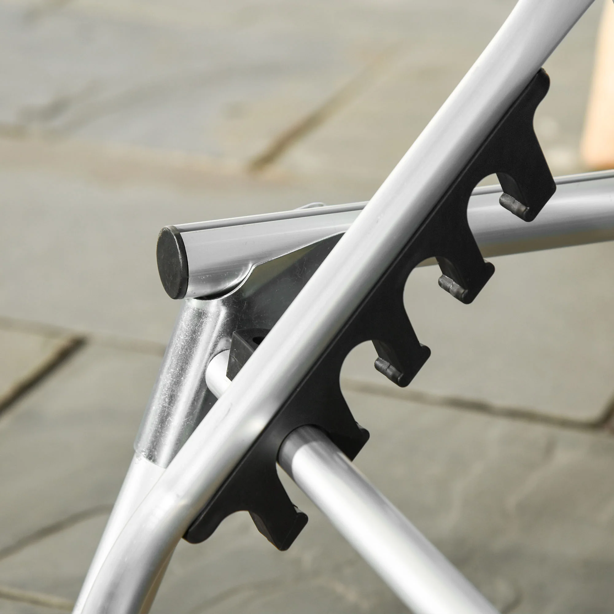 Outsunny Folding Outdoor Reclining Sun Lounger Chair Aluminium Frame Light Grey - Image 9