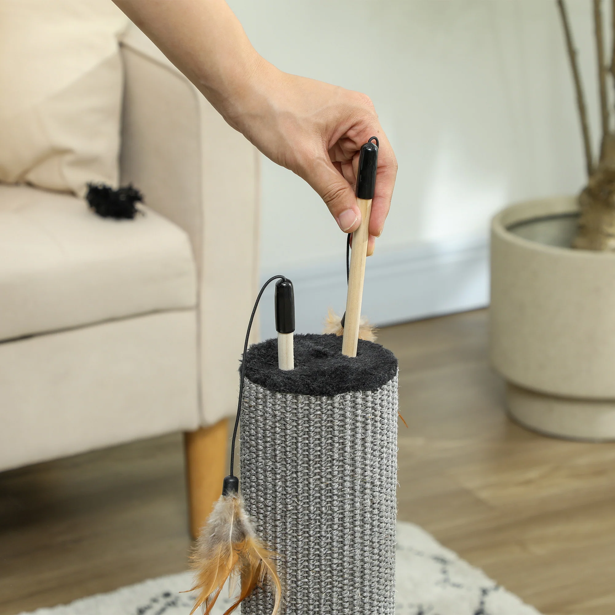PawHut 78cm Tall Cat Scratching Post With 3 Toy Feathers - Image 7