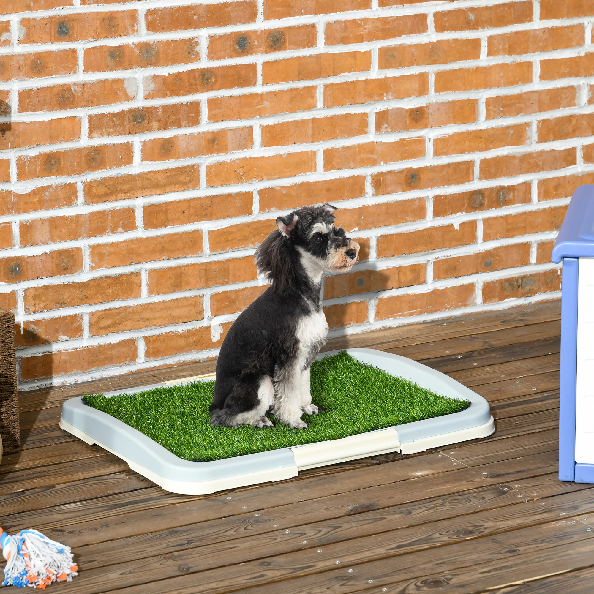 PawHut Dog Toilet Indoor w/ Artificial Grass, Grid Panel, Tray, 63 x 48.5cm - Image 2
