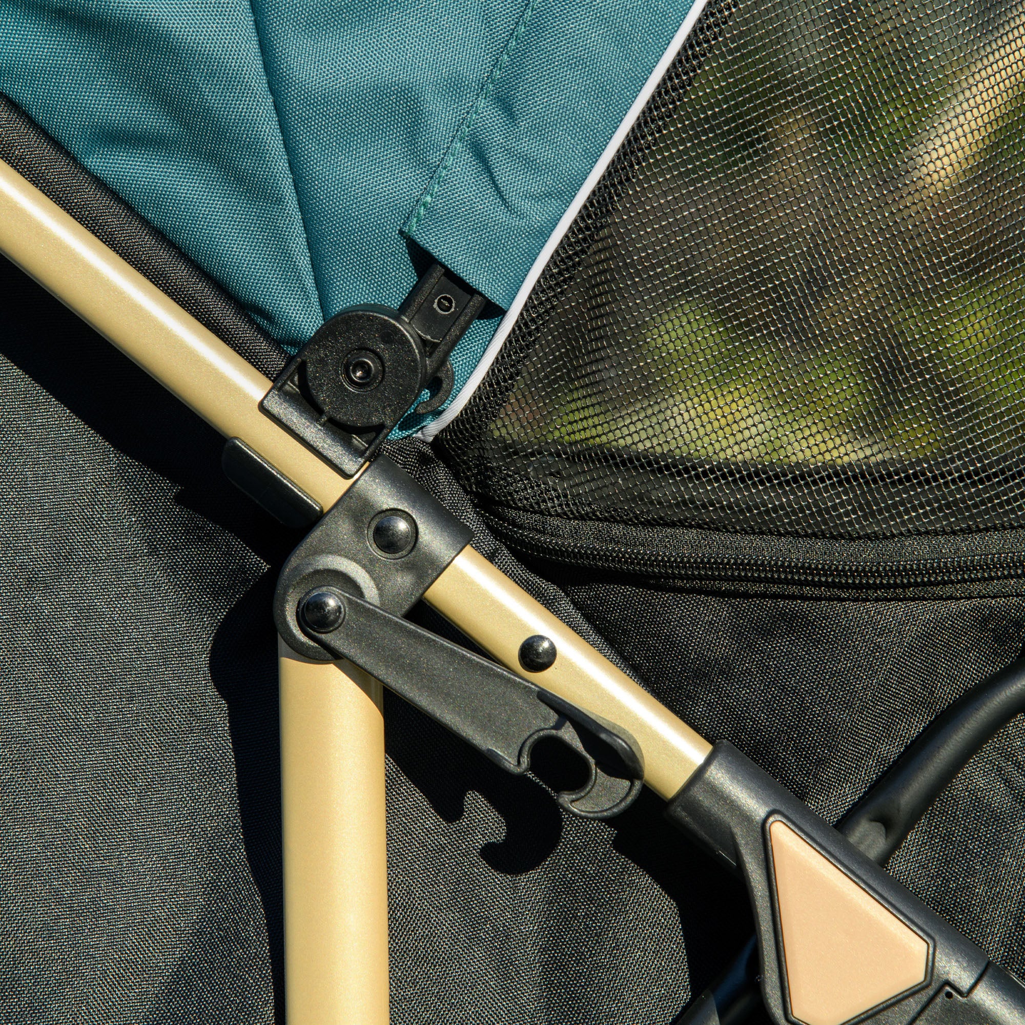 PawHut Pet Stroller for XS and S Dogs w/ Rain Cover - Image 8