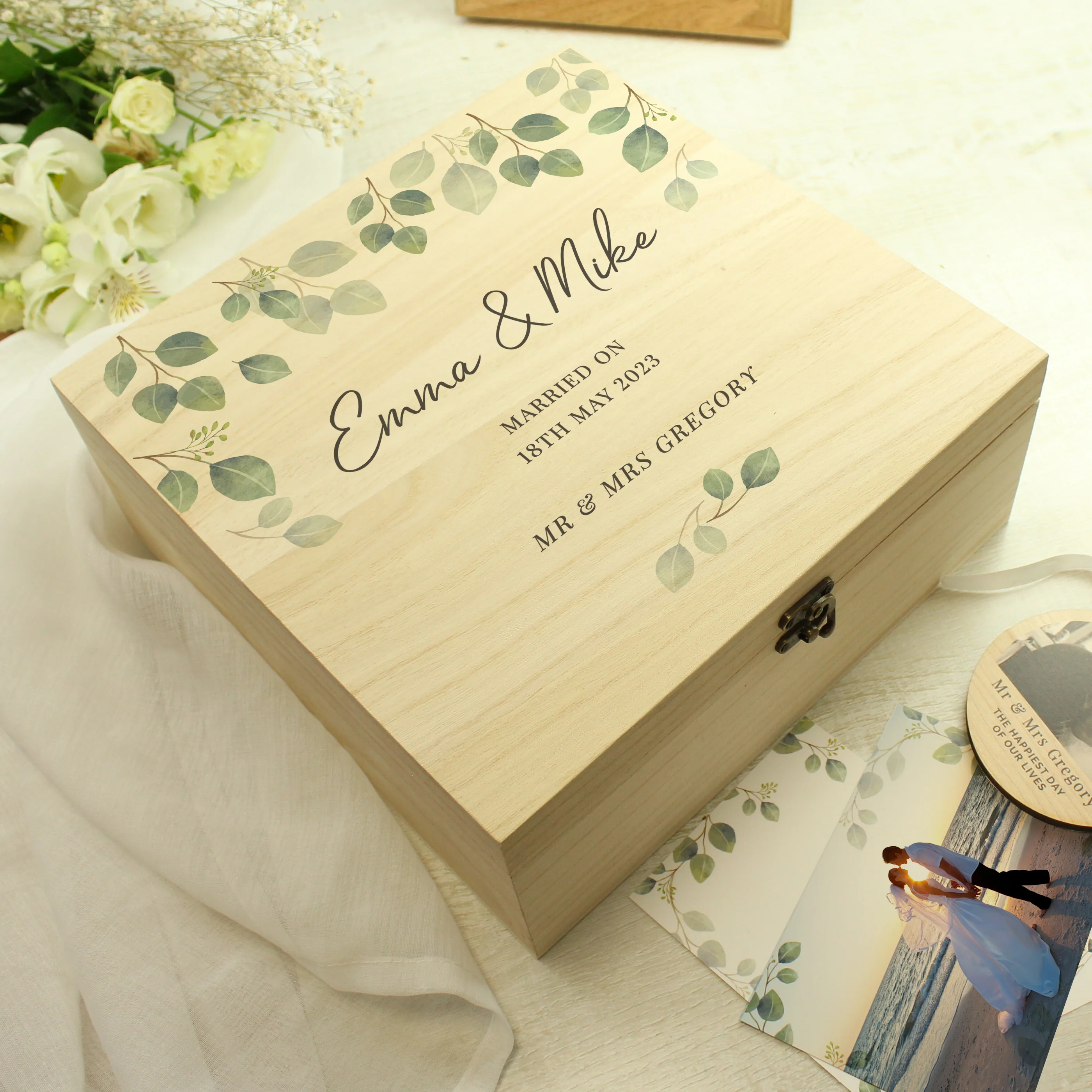 Personalised Botanical Wooden Wedding Keepsake box - Image 2