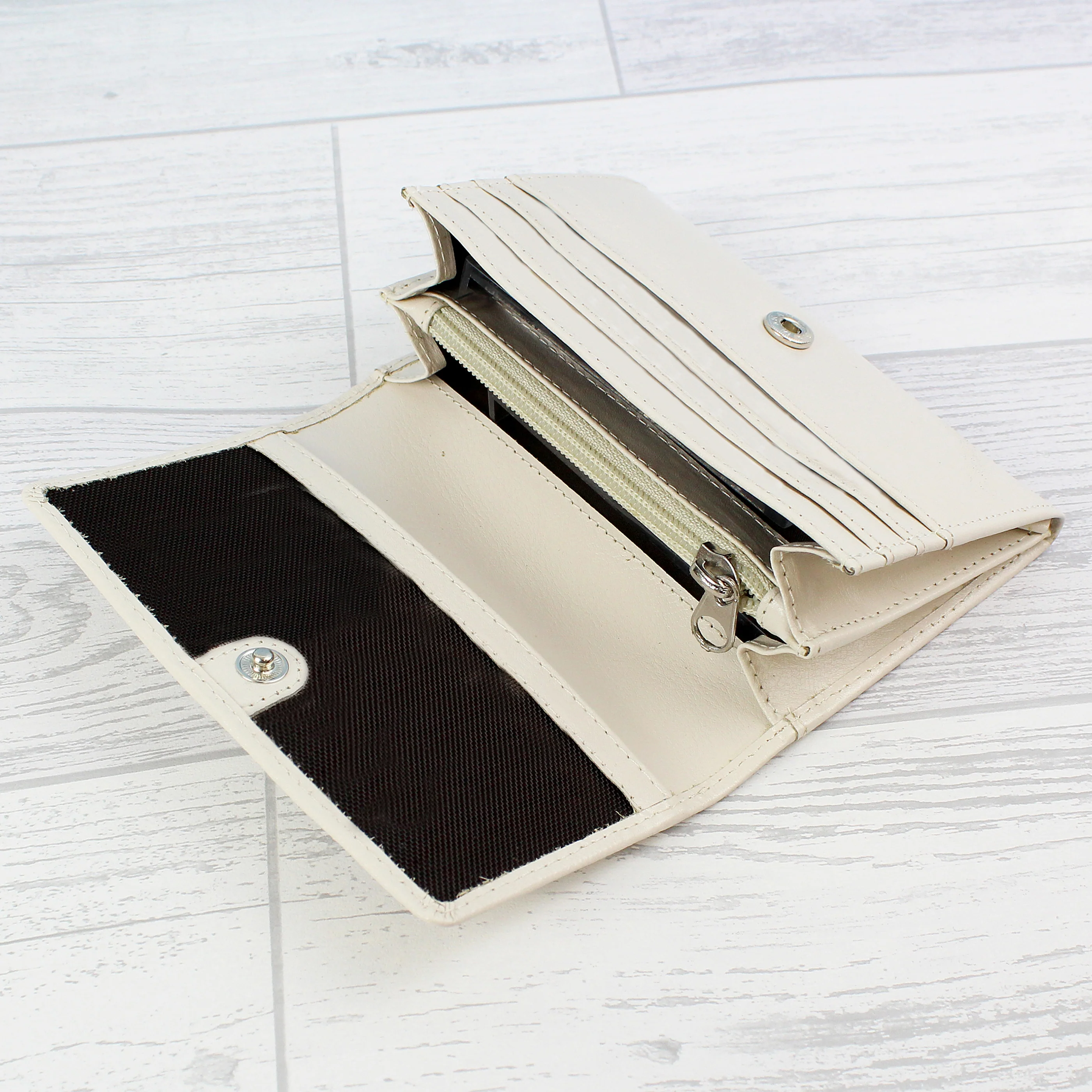 Personalised Cream Leather Purse - Image 8