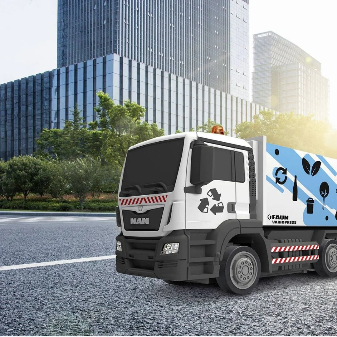 Revell Remote Control Mini Garbage Truck - Image 2