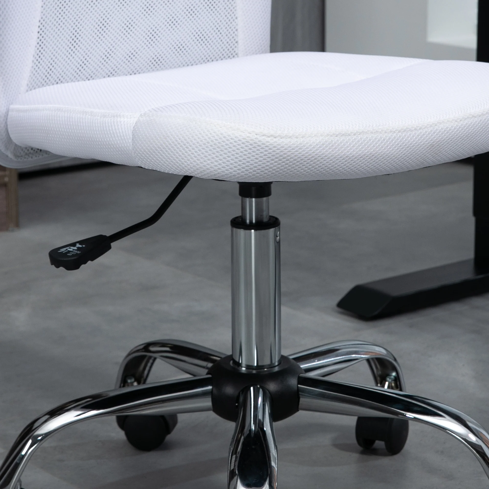 Vinsetto Armless Office Chair with Adjustable Height Mesh Back Wheels White - Image 9